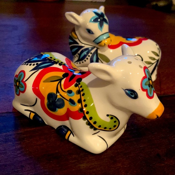 Talavera Other - Mexican Talavera Salt & Pepper Shakers